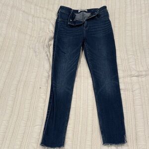Abercrombie & Fitch Dark Blue Skinny Jeans